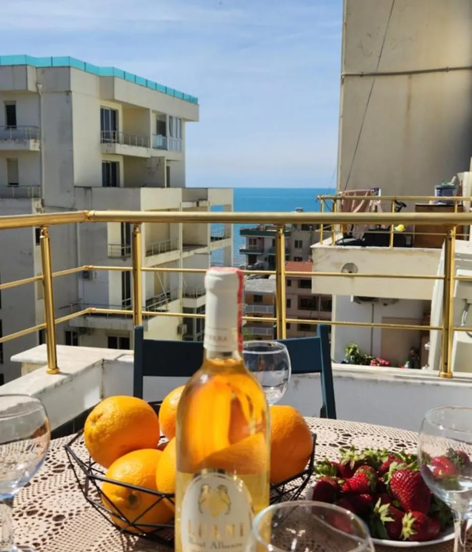 Tropic Apartment Durres 0*,  Albania