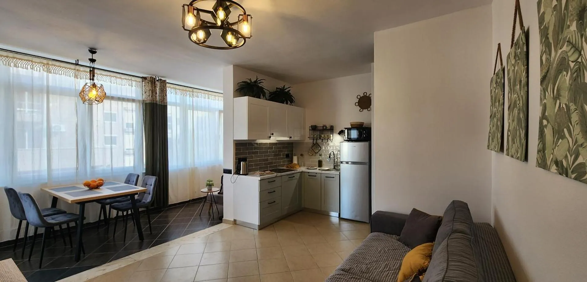 Tropic Apartment Durres